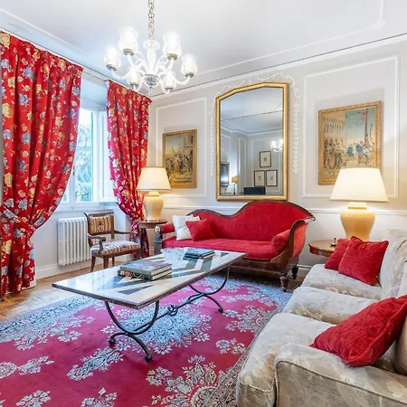 Apartment Guesthost - Chic In Montecatini Terme